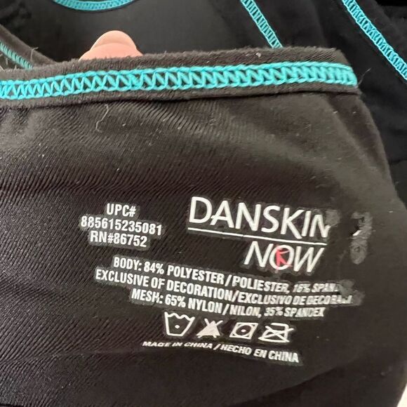 Danskin Now Women Black Polyester Soft Padded Cups Crossback Sports Bra Size 36D - Picture 5 of 6